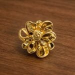 Traditional Gold Spiral Floral Statement Nose Pin