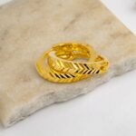 Elegant Gold Leaf Pattern Hoop Earrings - Image 2
